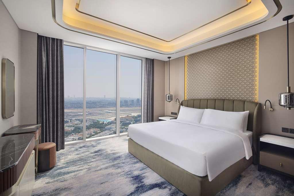Embassy Suites By Hilton Dubai Business Bay Szoba fotó