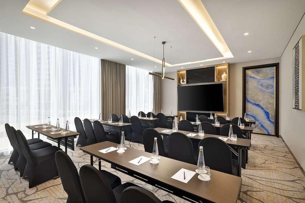 Embassy Suites By Hilton Dubai Business Bay Létesítmények fotó