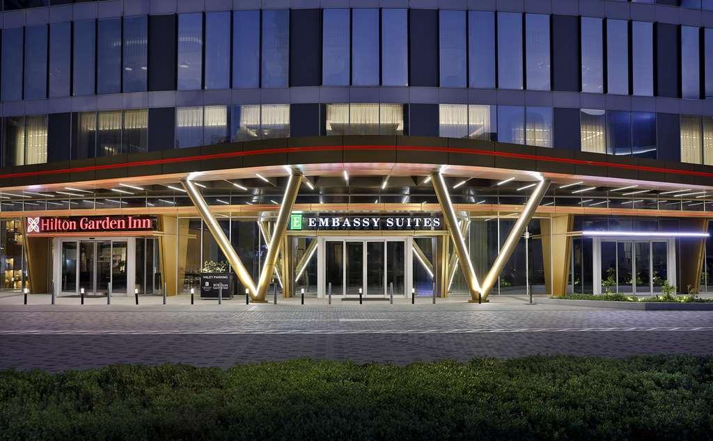 Embassy Suites By Hilton Dubai Business Bay Kültér fotó